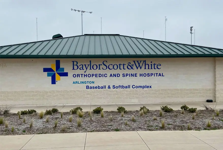 commercial signage - Baylor Scott & White