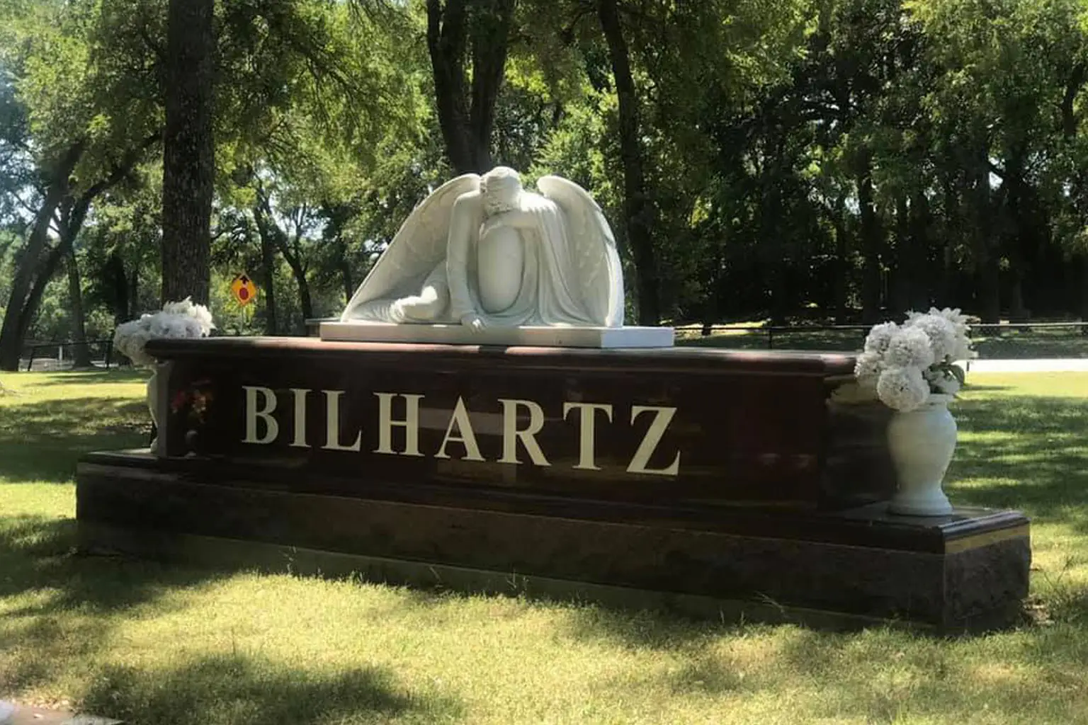 Family and Estate Monuments-WMF-01